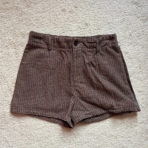 Women's High-Waist Plaid Shorts in Brown Mix - Picture 2 of 3